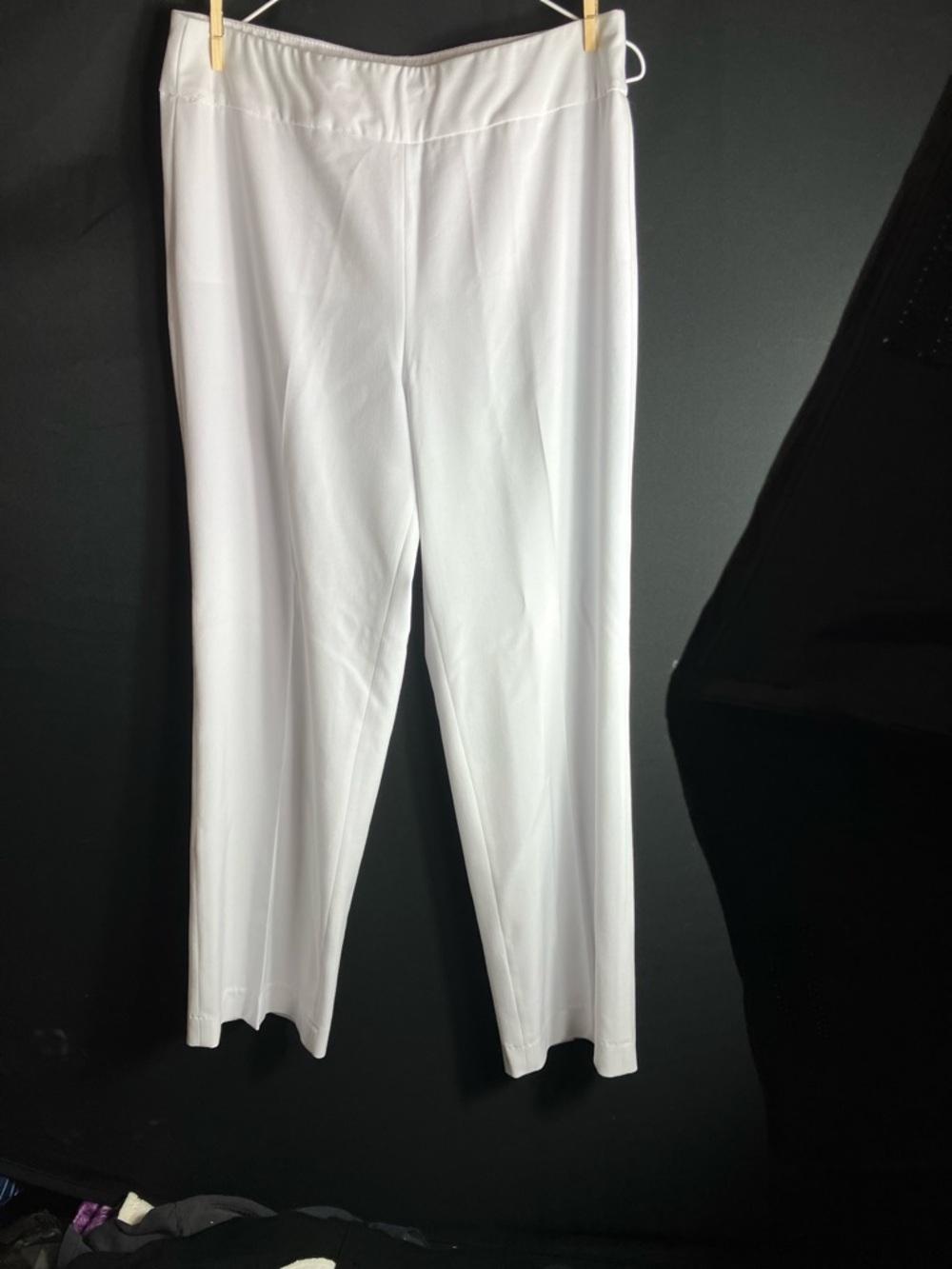 Zac & Rachel White Pull-On Straight Leg Pants
